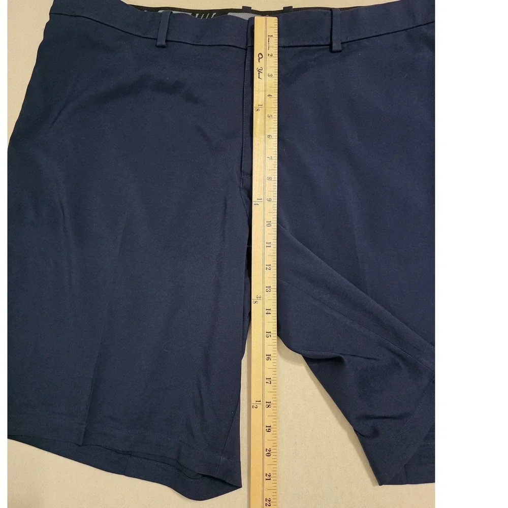 Nike Golf Shorts Mens 42/10 Navy Blue Dri-FIT Flat Front Performance Comfortable